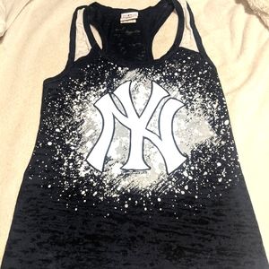 Genuine Merchandise by Campus Lifestyle NY Yankees Women's Tank